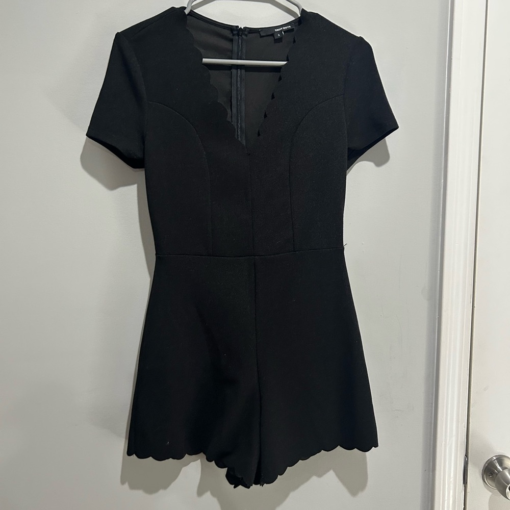 Black Scalloped Short Sleeve Romper